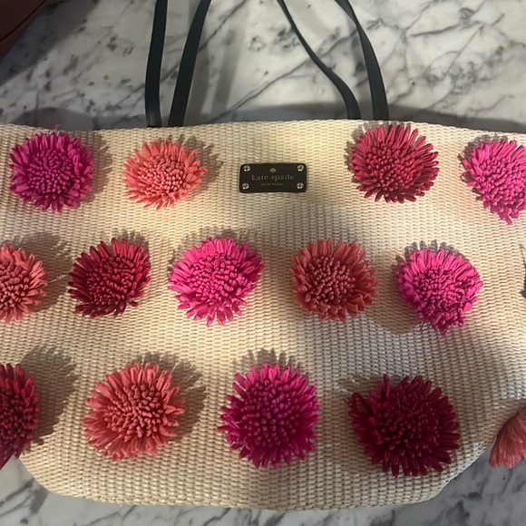 kate spade Handbags - Brand New Kate Spade bag